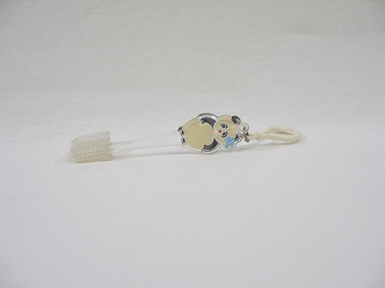 Hang to Dry Panda Toothbrush - Image 6