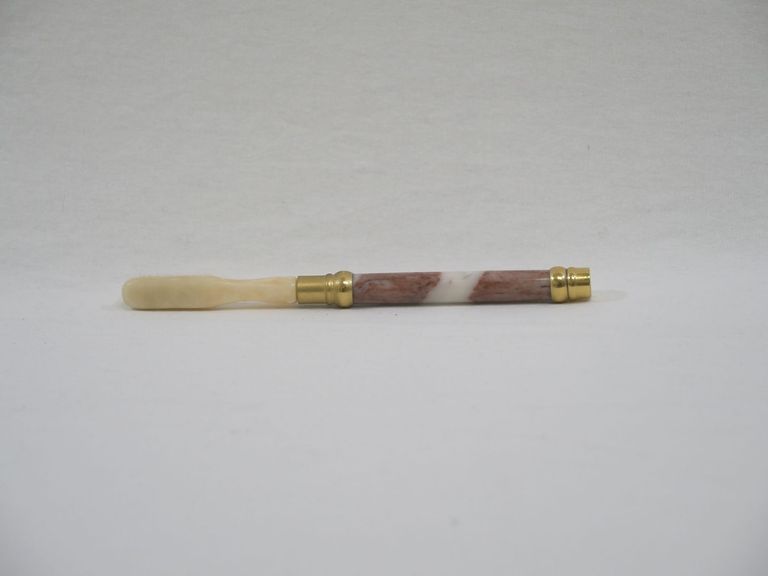 Granite Toothbrush - Image 4