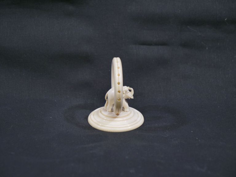 Ivory Elephant Beneath Ring Toothpick Holder - Image 5