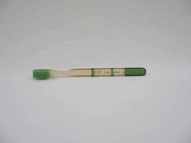 Piave and Tynex Toothbrush 1003