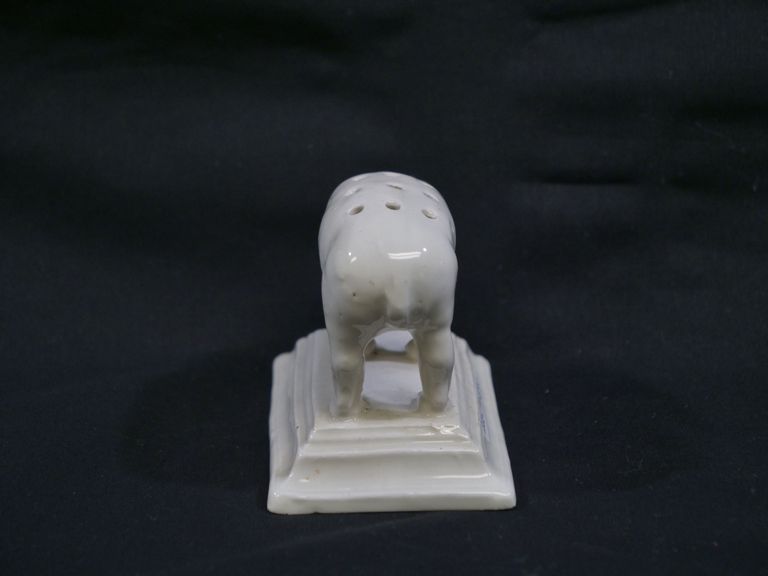 Porcelain Pig Standing on Rectangular Base Toothpick Holder - Image 2