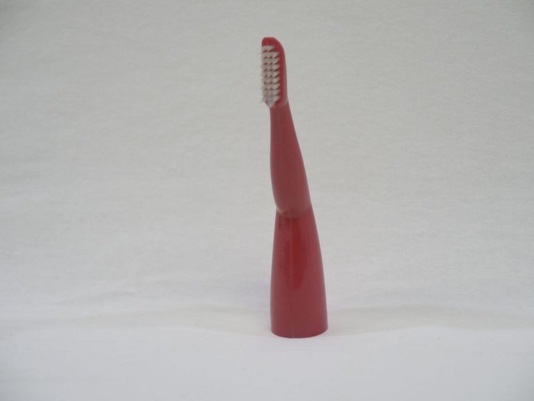 On the Run Red Leg Toothbrush - Image 2