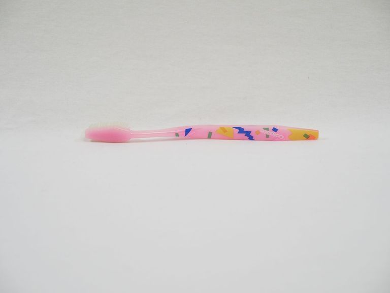 Pink Colgate Toothbrush - Image 2
