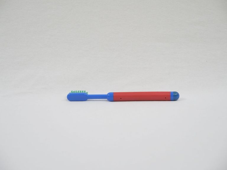 Red and Blue B-Kids Toothbrush - Image 2