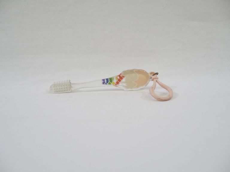 Hang to Dry Pink Ice Cream Toothbrush