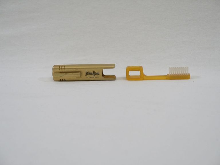 Neiman-Marcus Travel Toothbrush - Image 3