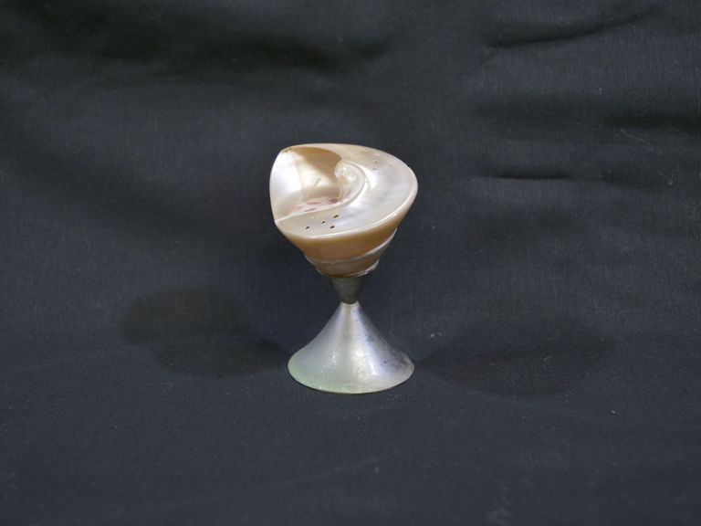 2002.99.2769 Front.JPG