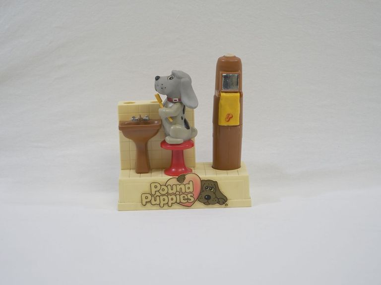Pound Puppies Battery Toothbrush Holder