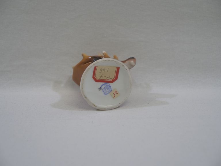 Elk Head Porcelain Toothpick Holder - Image 3