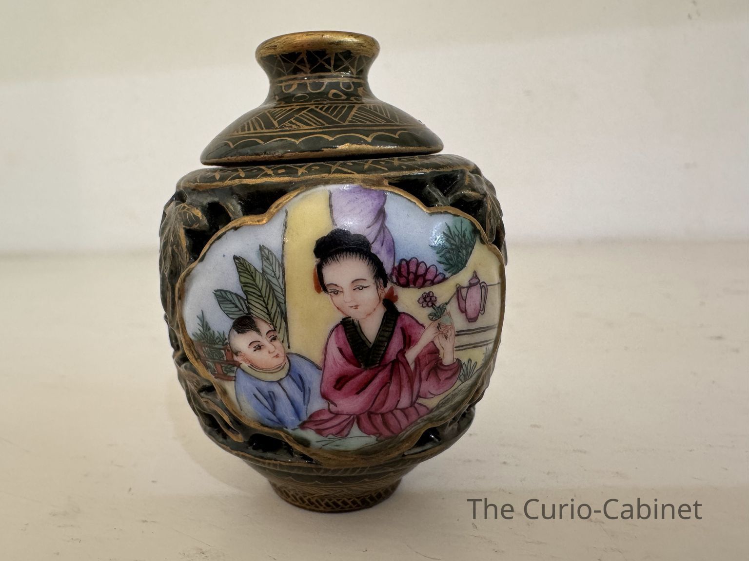 Snuff Bottles