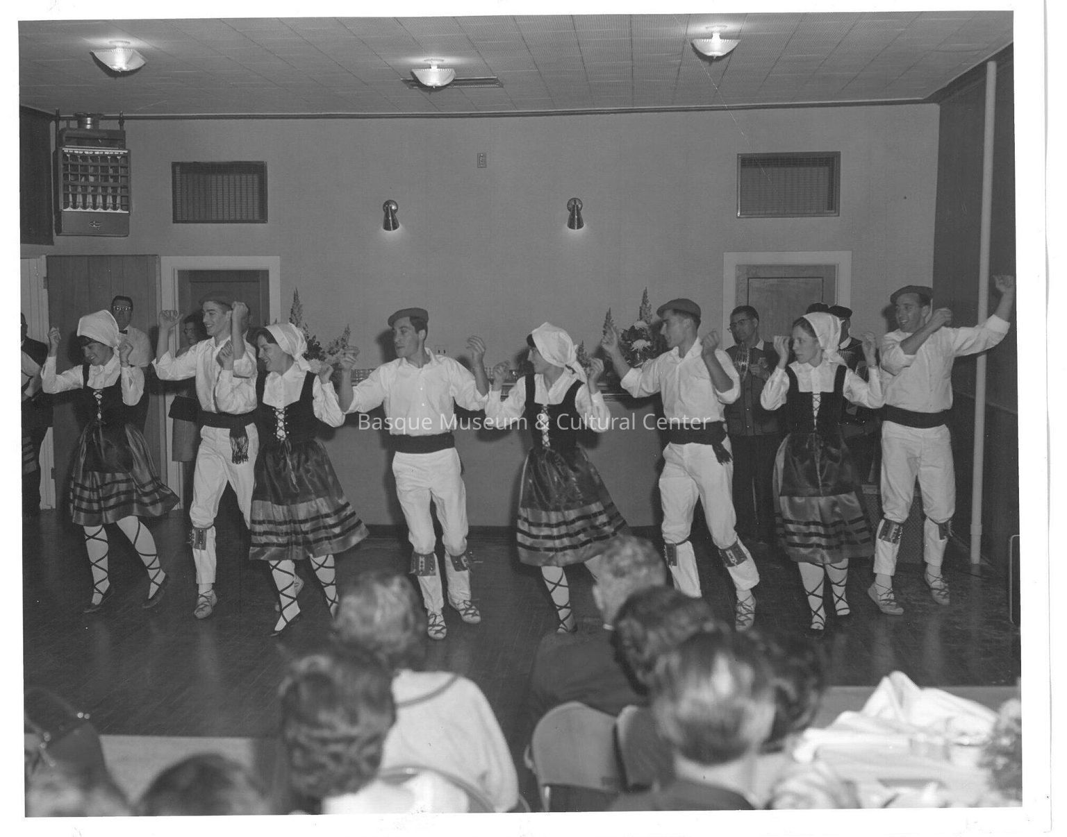 Oinkari Basque Dancers