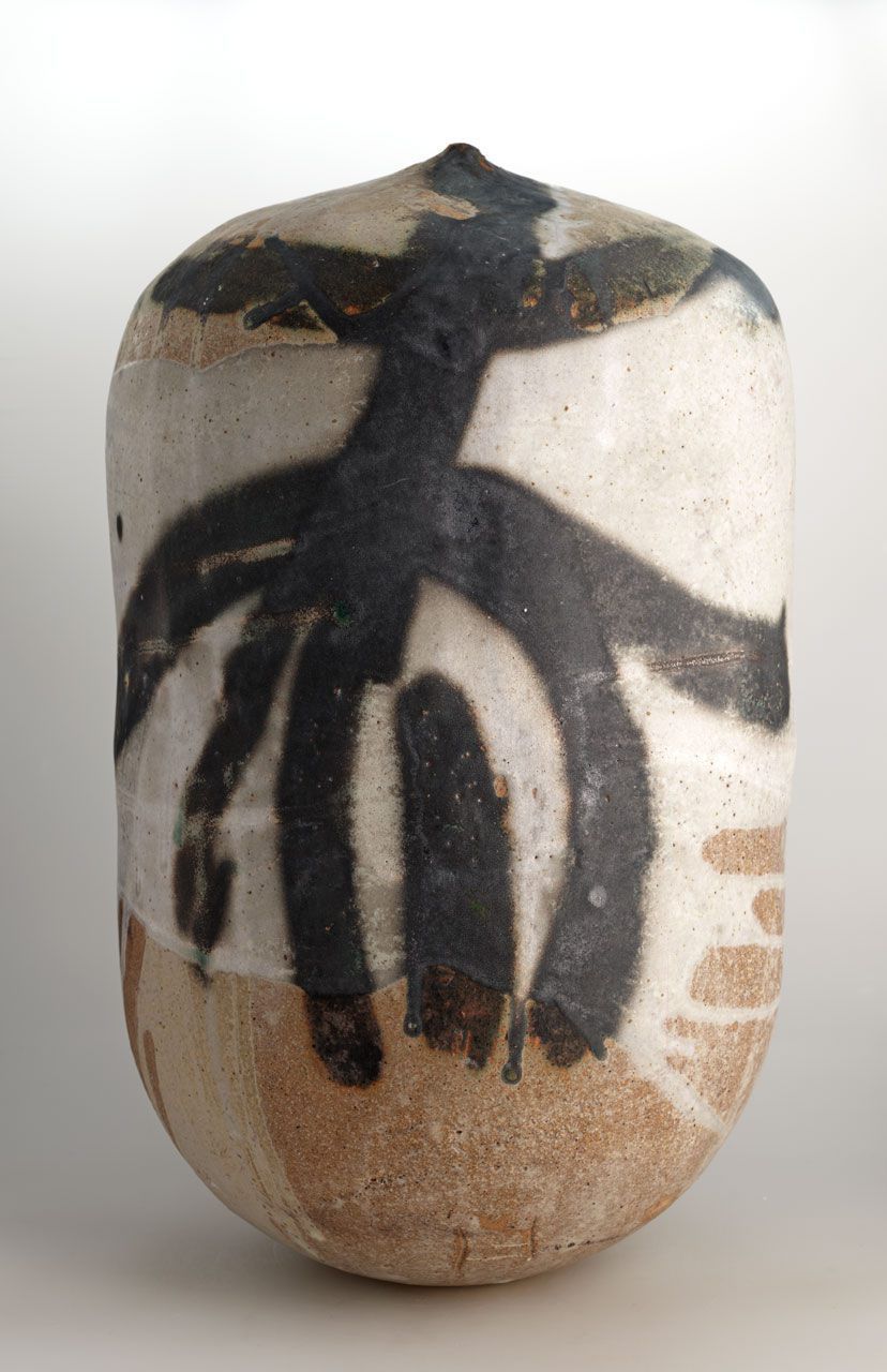 TOSHIKO　②④ Toshiko Takaezu | Crocker Art Museum