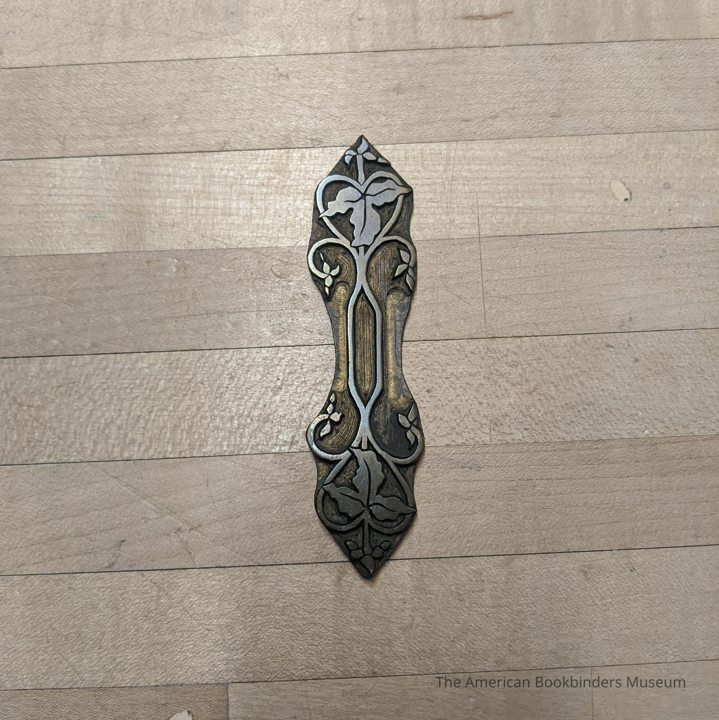          Floral ornament die picture number 1
   