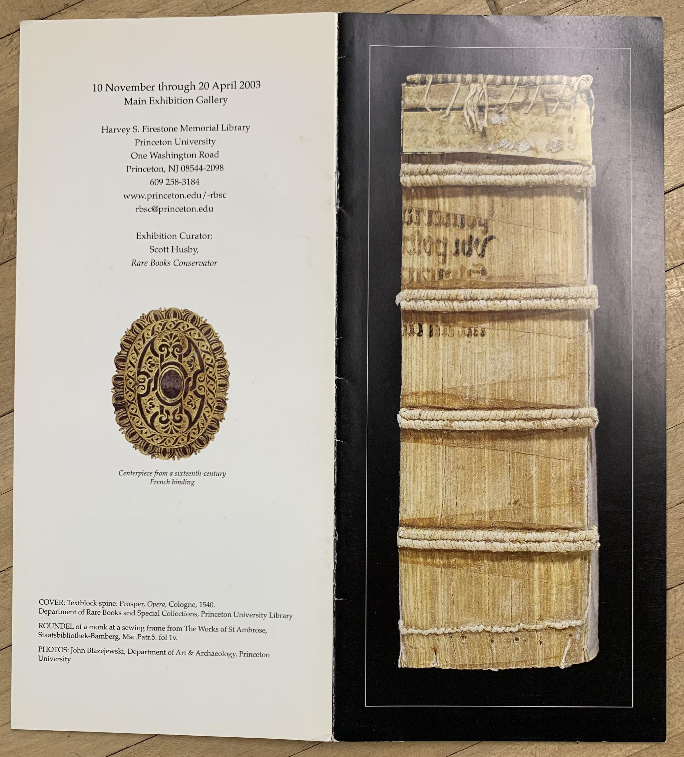          Hand bookbindings : plain and simple to grand and glorious. picture number 1
 