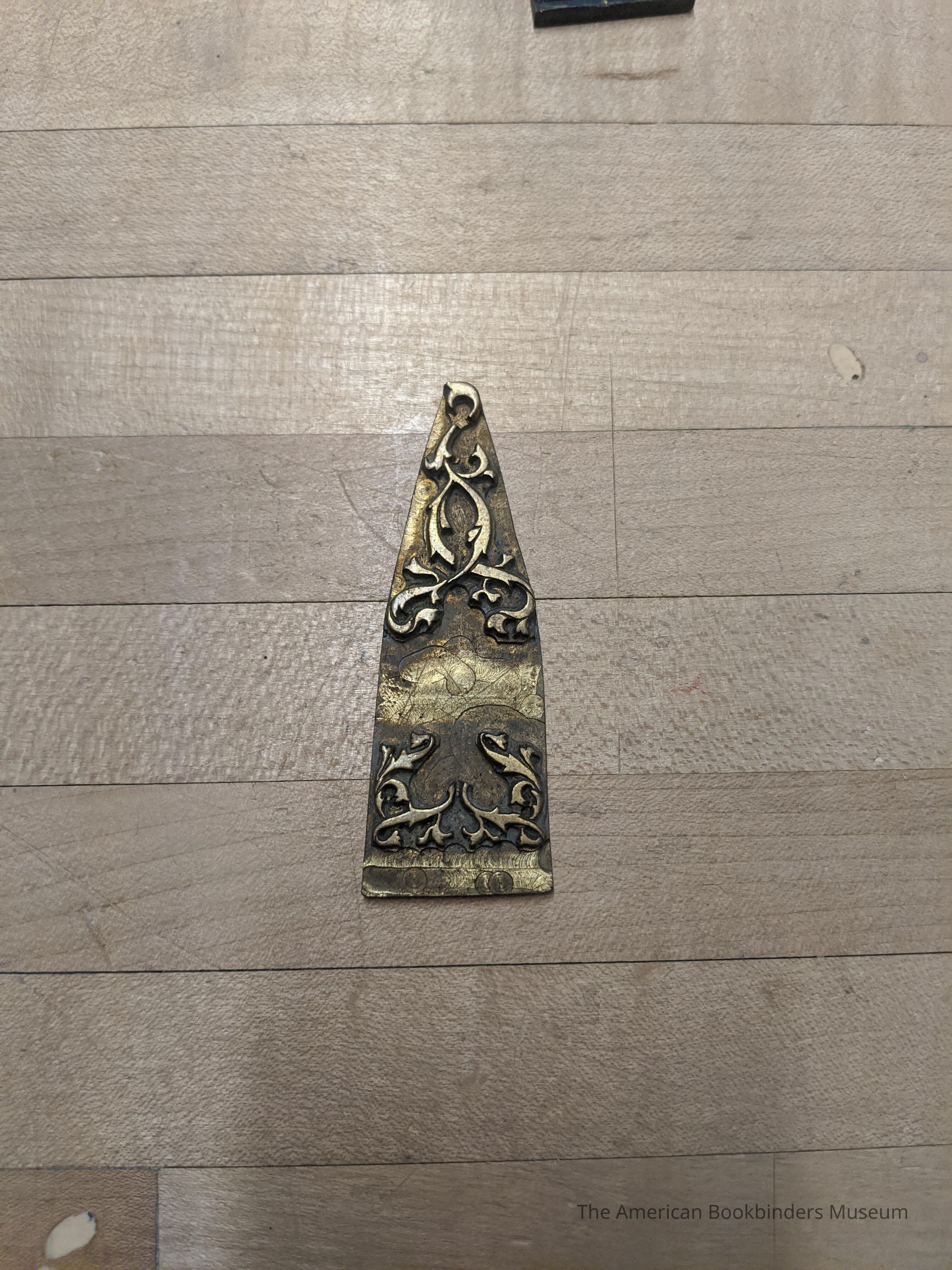          Floriated ornament die picture number 1
   