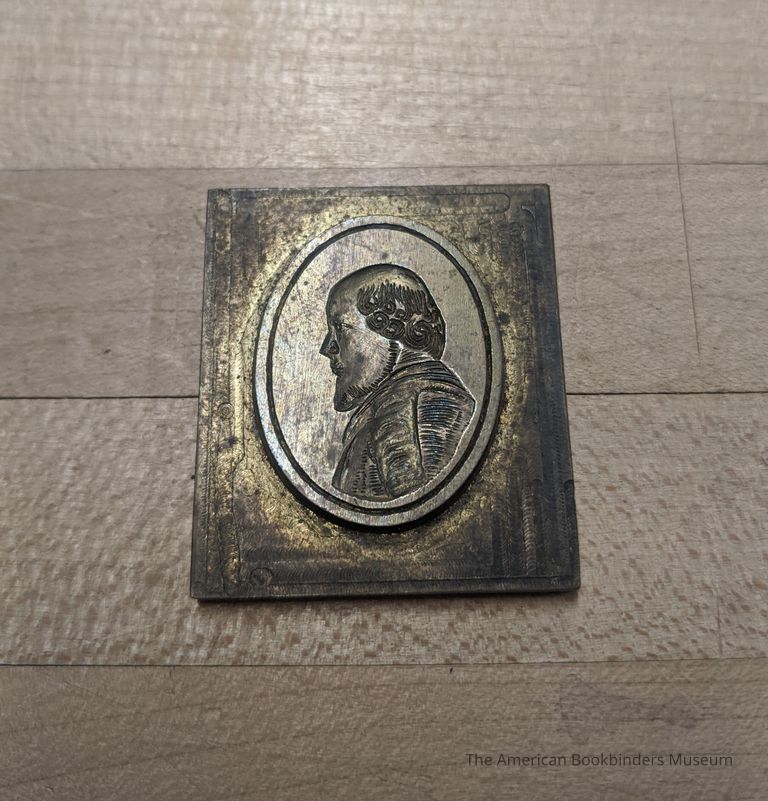          Portrait medallion die picture number 1
   