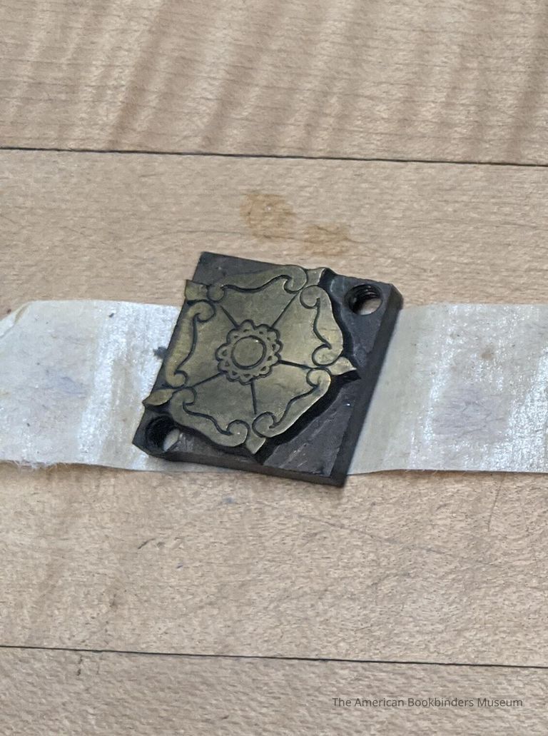          Floral medallion die picture number 1
   