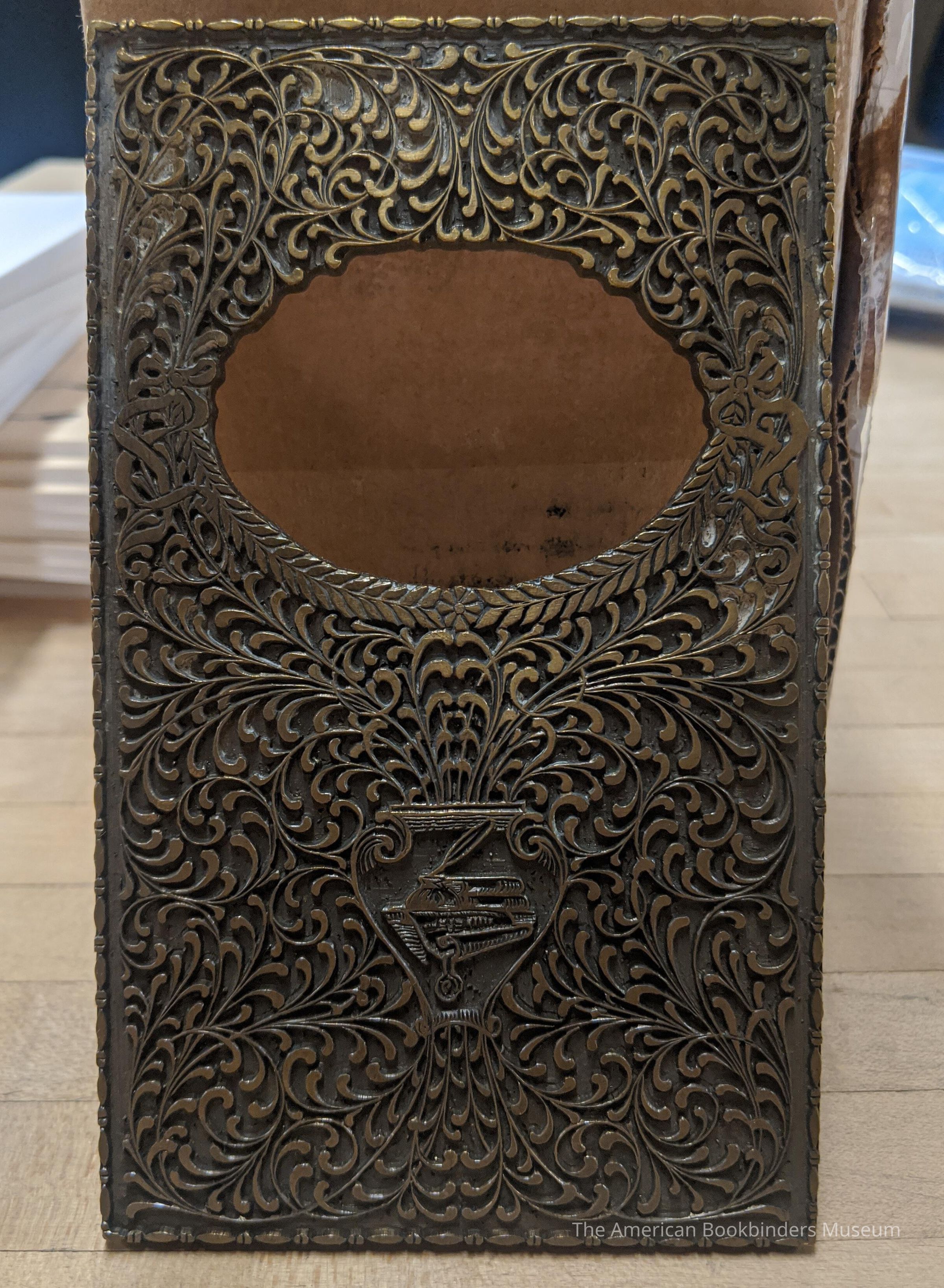          Floral full cover die picture number 1
   