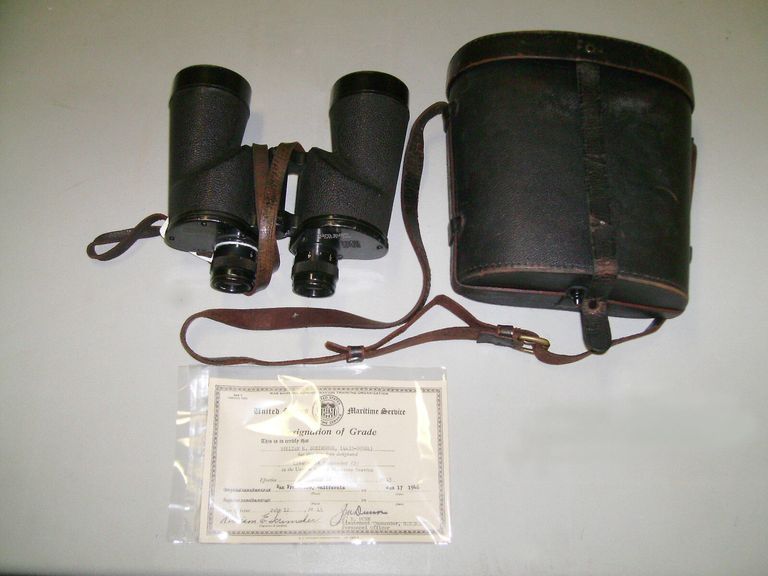          3000129 Binoculars
   