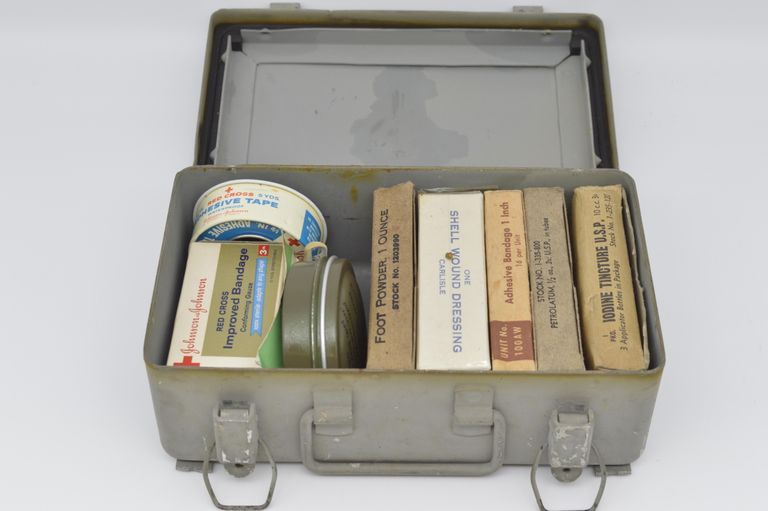         1300056 First Aid Kit, inside
   