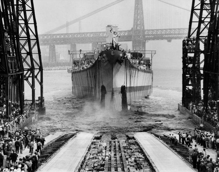          USS Iowa reaches the end of her construction slipway after being launched from the Brooklyn Navy Yard. June 27, 1942. picture number 1
   