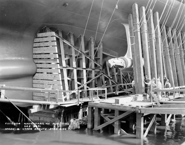          USS Iowa aft starboard launch mask next to the outer propeller shaft strut, the day before launch - August 26, 1942 - F1111C204 picture number 1
   