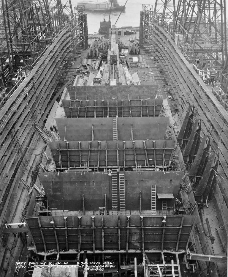         USS Iowa looking aft from Frame 95 showing bulkheads rising from the hull's triple bottom - December 30, 1940 - F1111C68 picture number 1
   