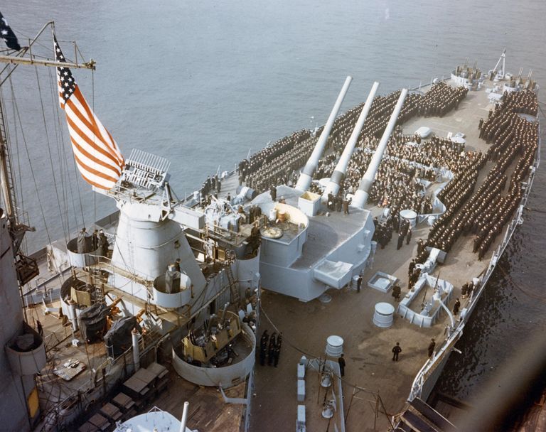          IOWA's crew and guests are assembled on her stern for the Commissioning ceremony. February 22, 1943 - 80-G-K-825 picture number 1
   