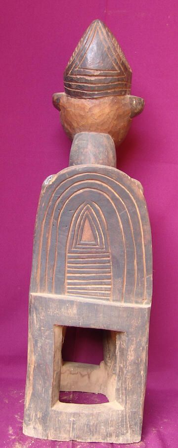 Male figure - Image 2