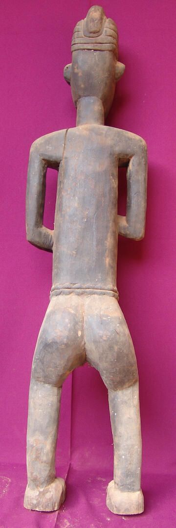 Female figure - Image 2