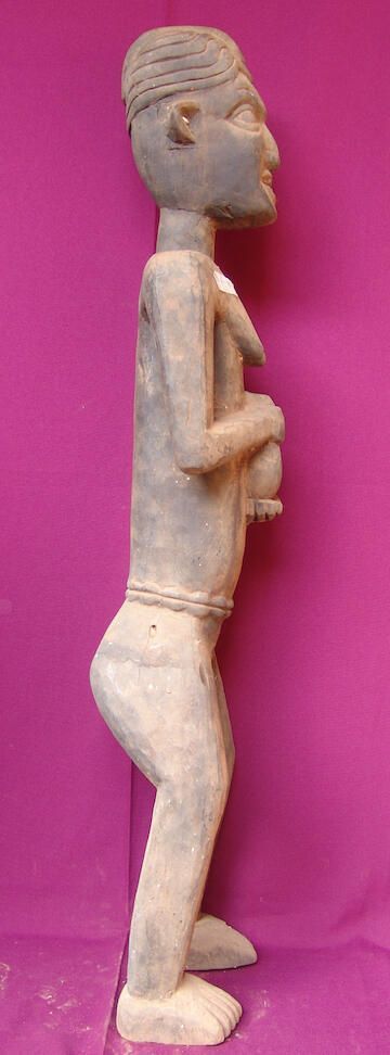 Female figure - Image 3