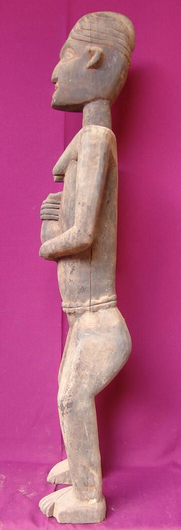 Female figure - Image 4