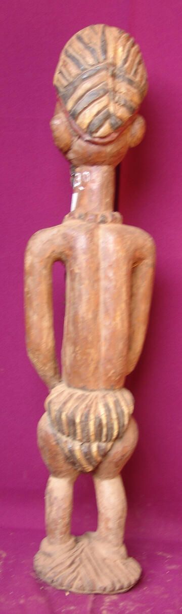 Male figure - Image 2