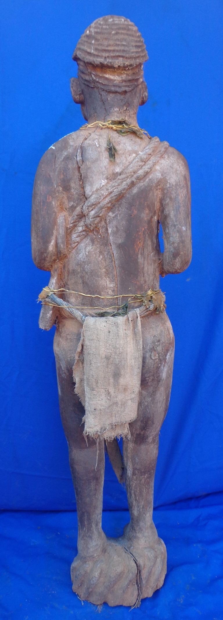 Male figure - Image 2