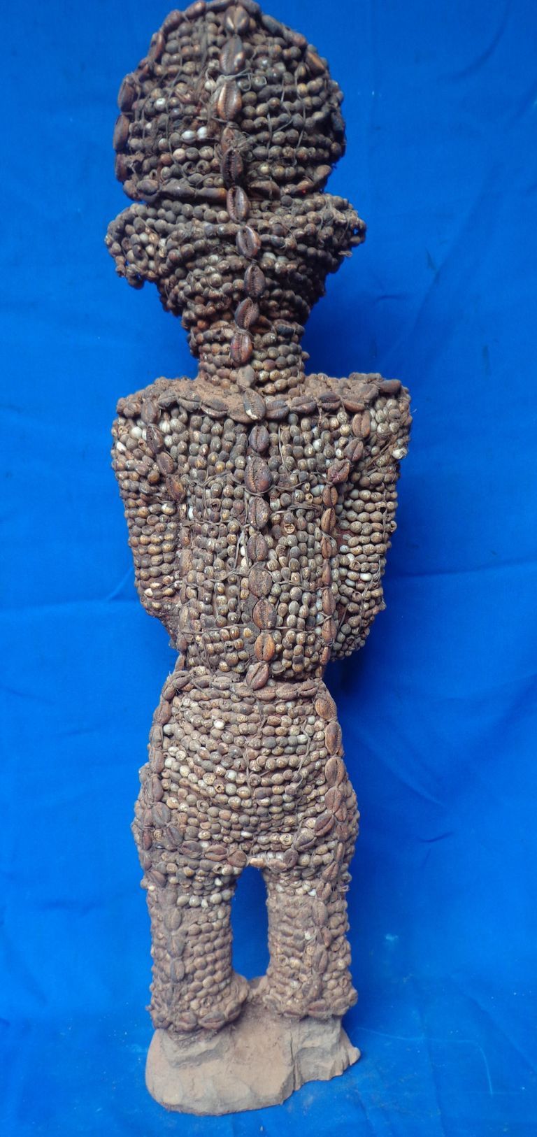 Male figure - Image 2