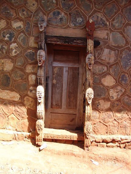 Door way--post, lintel, threshold