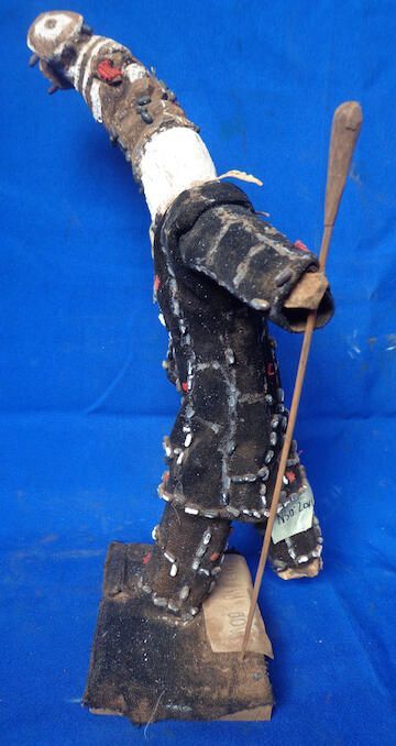 Figure of a masquerade - Image 3