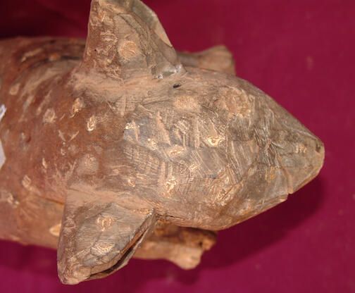 Ashtray in the shape of a leopard - Image 2