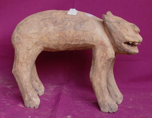 Sculpture in the form of a leopard - Image 2