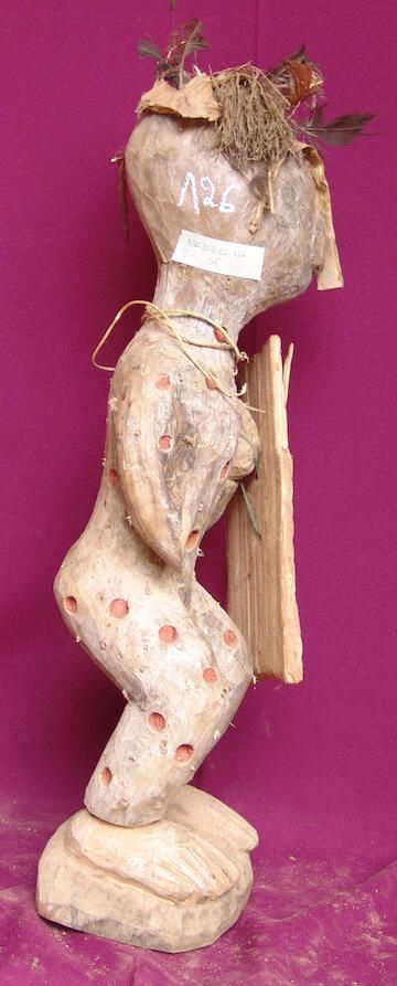 Sculpture of masquerade - Image 3