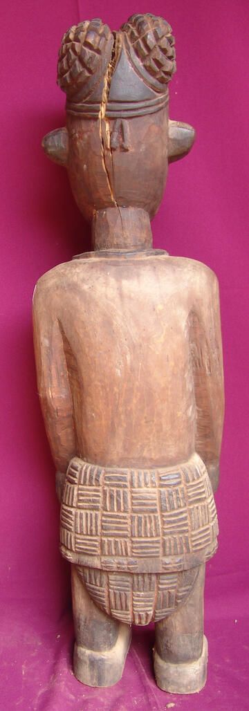 Male figure - Image 2