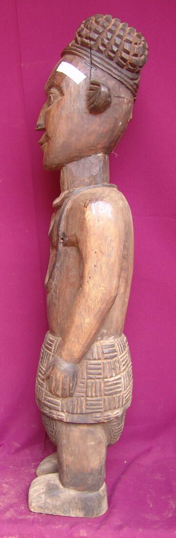 Male figure - Image 3