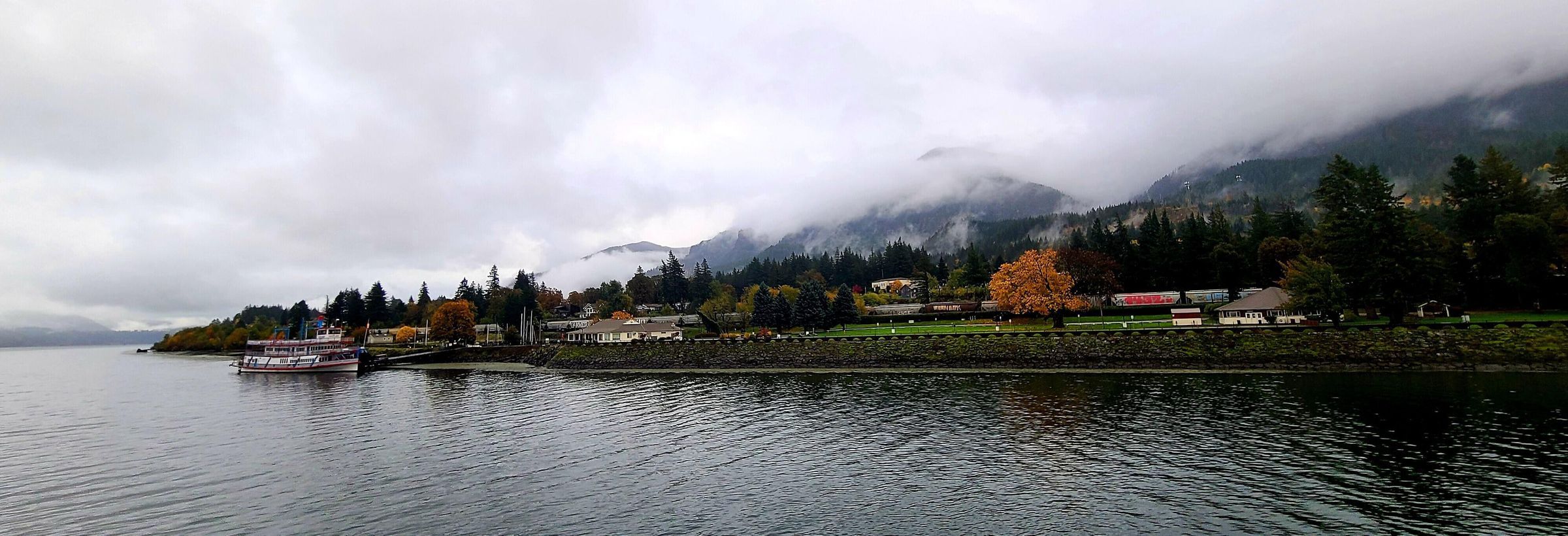 Cascade Locks Historical Museum hero image