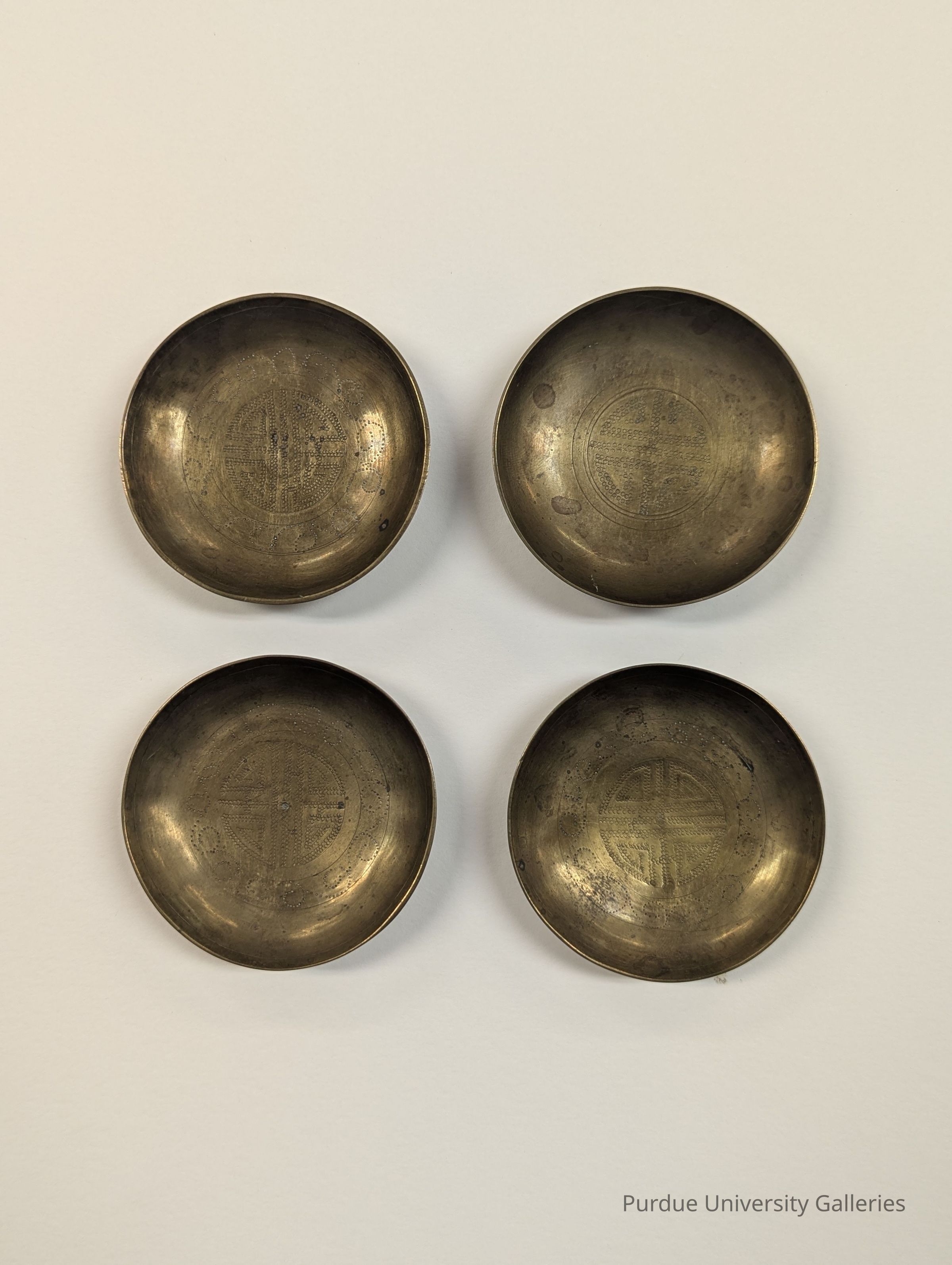4 Metal Dishes picture number 1