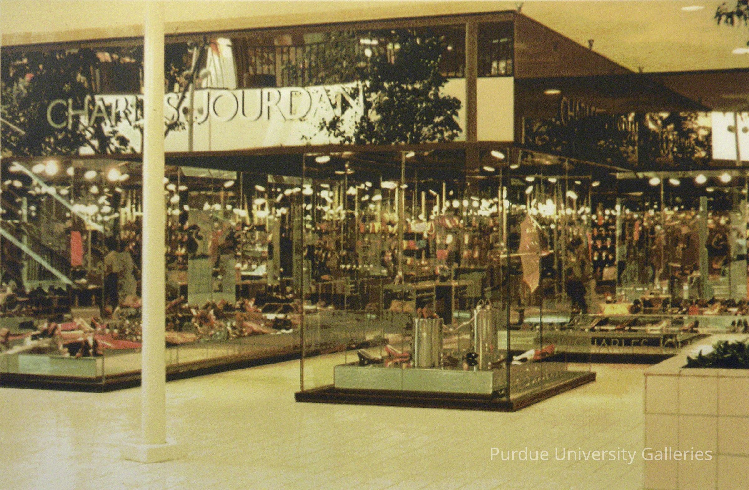 Charles Jourdan Galeria picture number 1