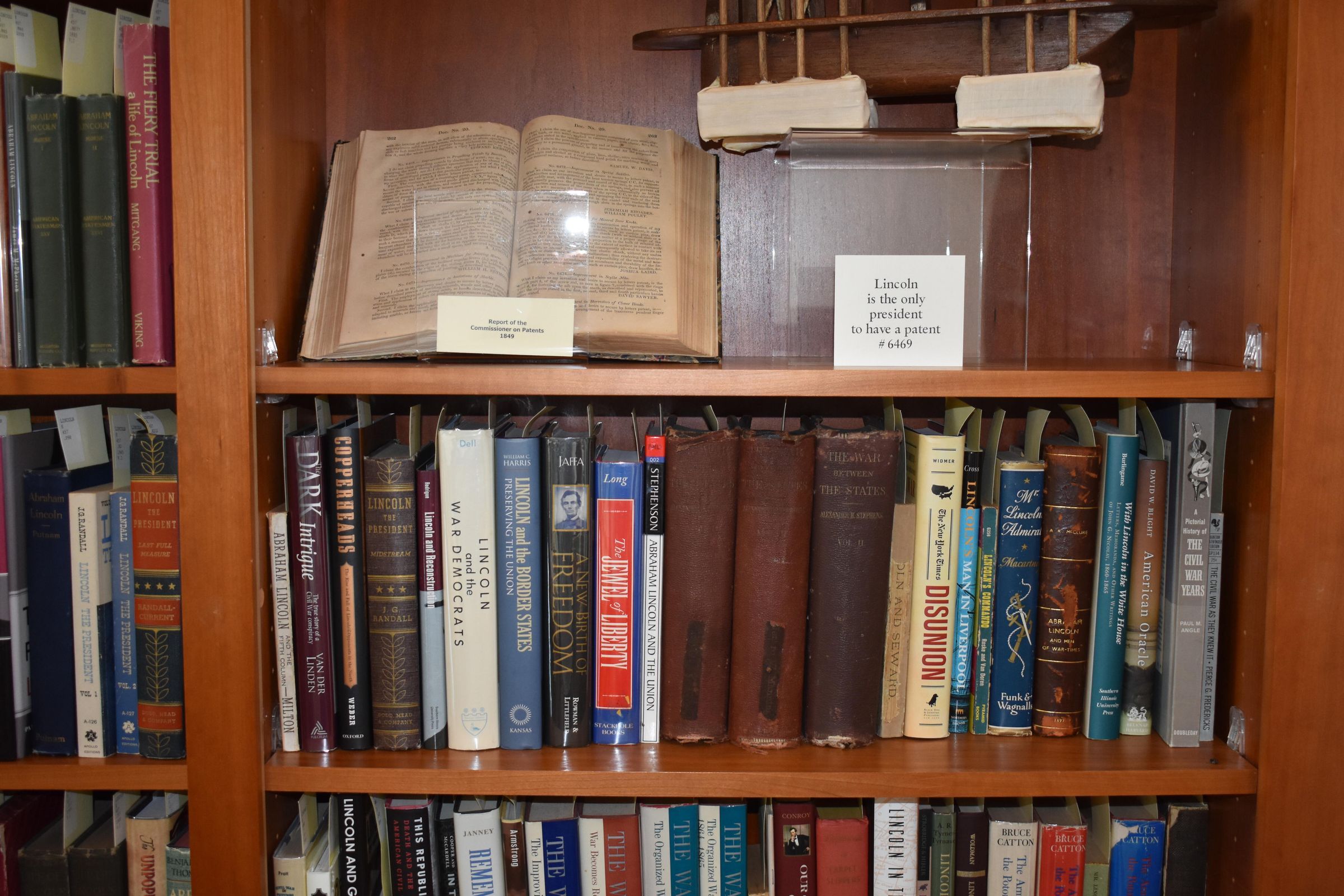 Young Harris College; Zell & Shirley Miller Library Special Collections hero image