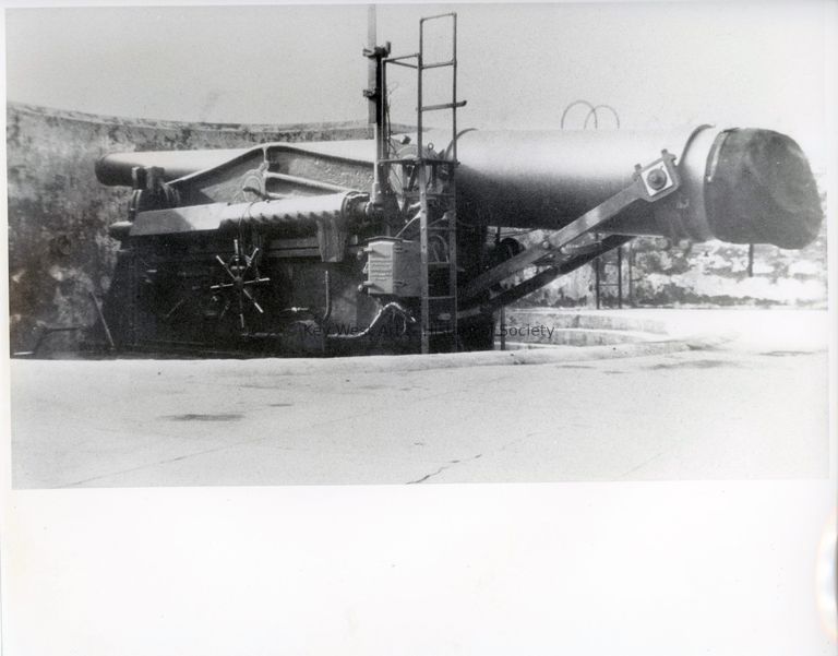 10 Inch Disappearing Gun at Fort Zachary Taylor; © Key West Art & Historical Society