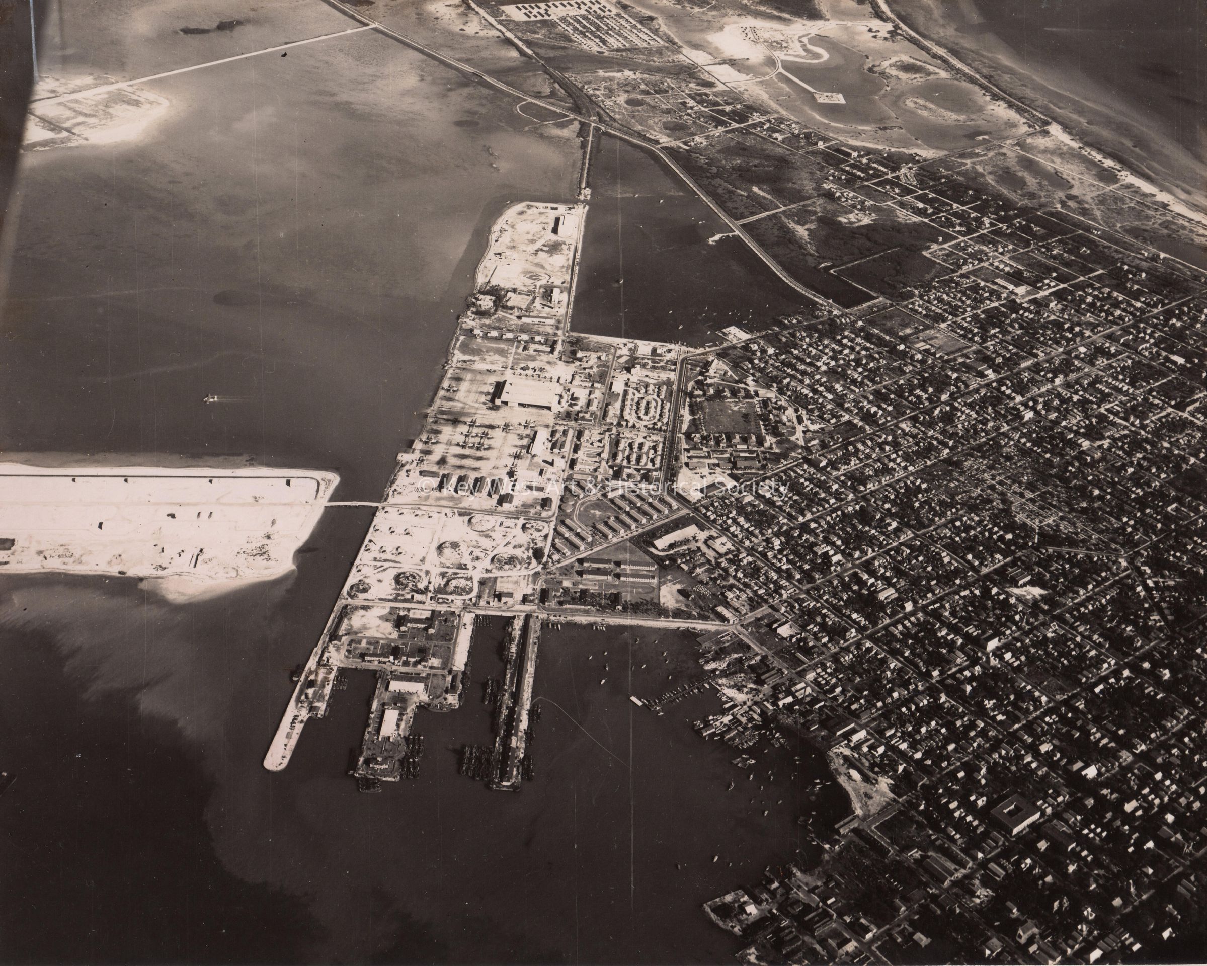 Aerial view of the US Naval Station, at Trumbo Point picture number 1