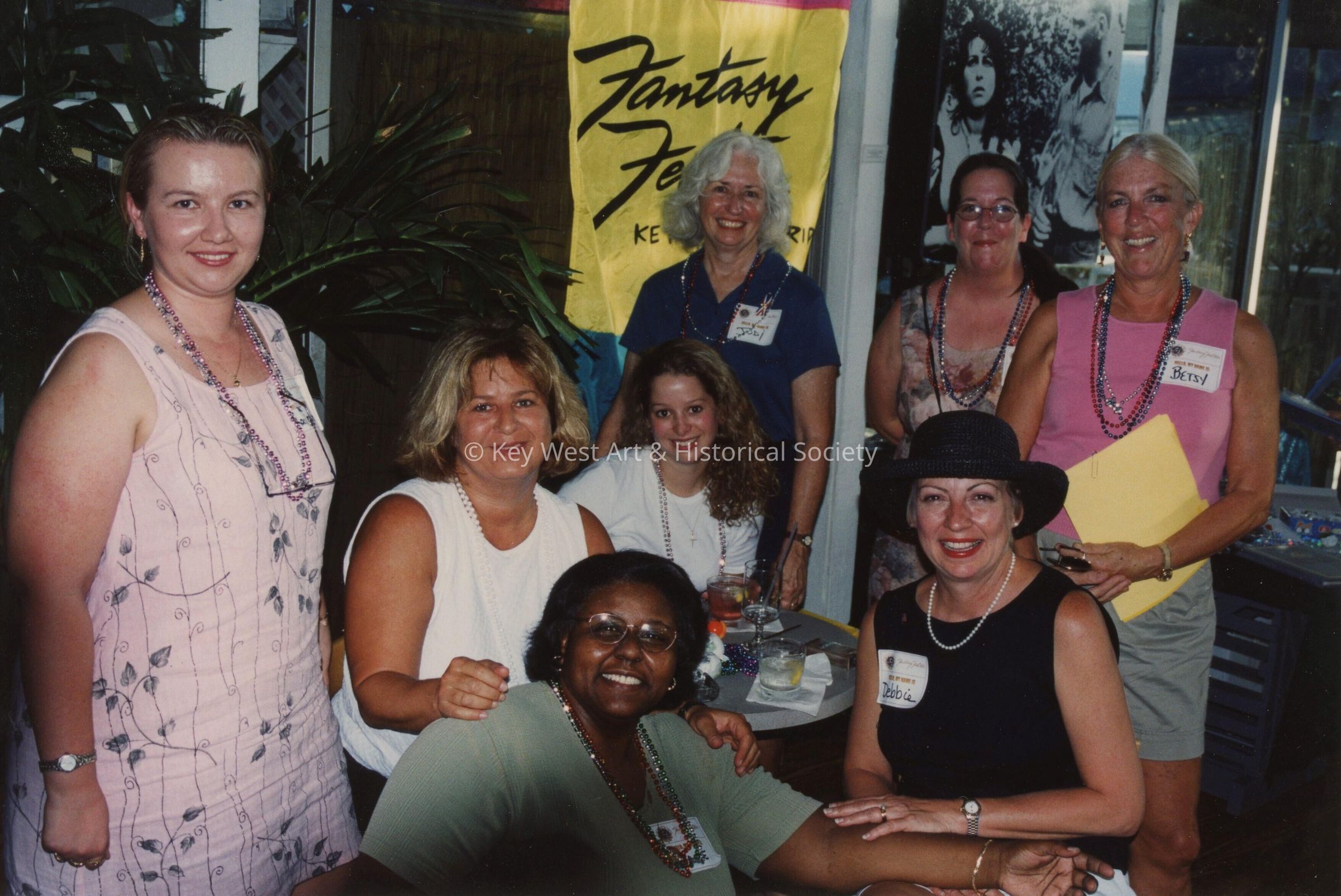 A group of unknown woman at a FF party.