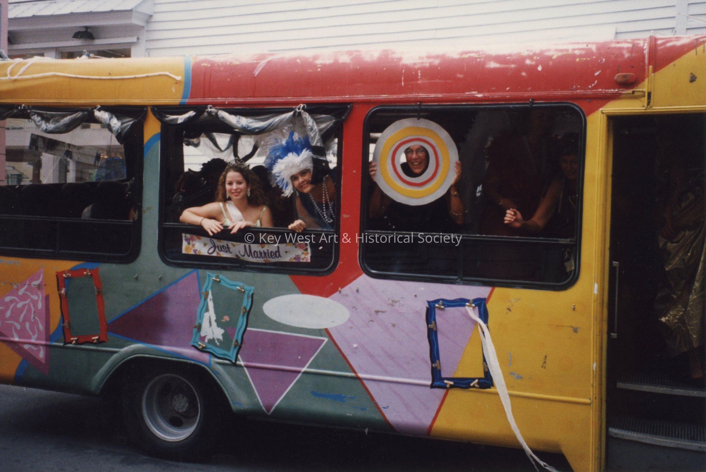 A bus that is decorated.